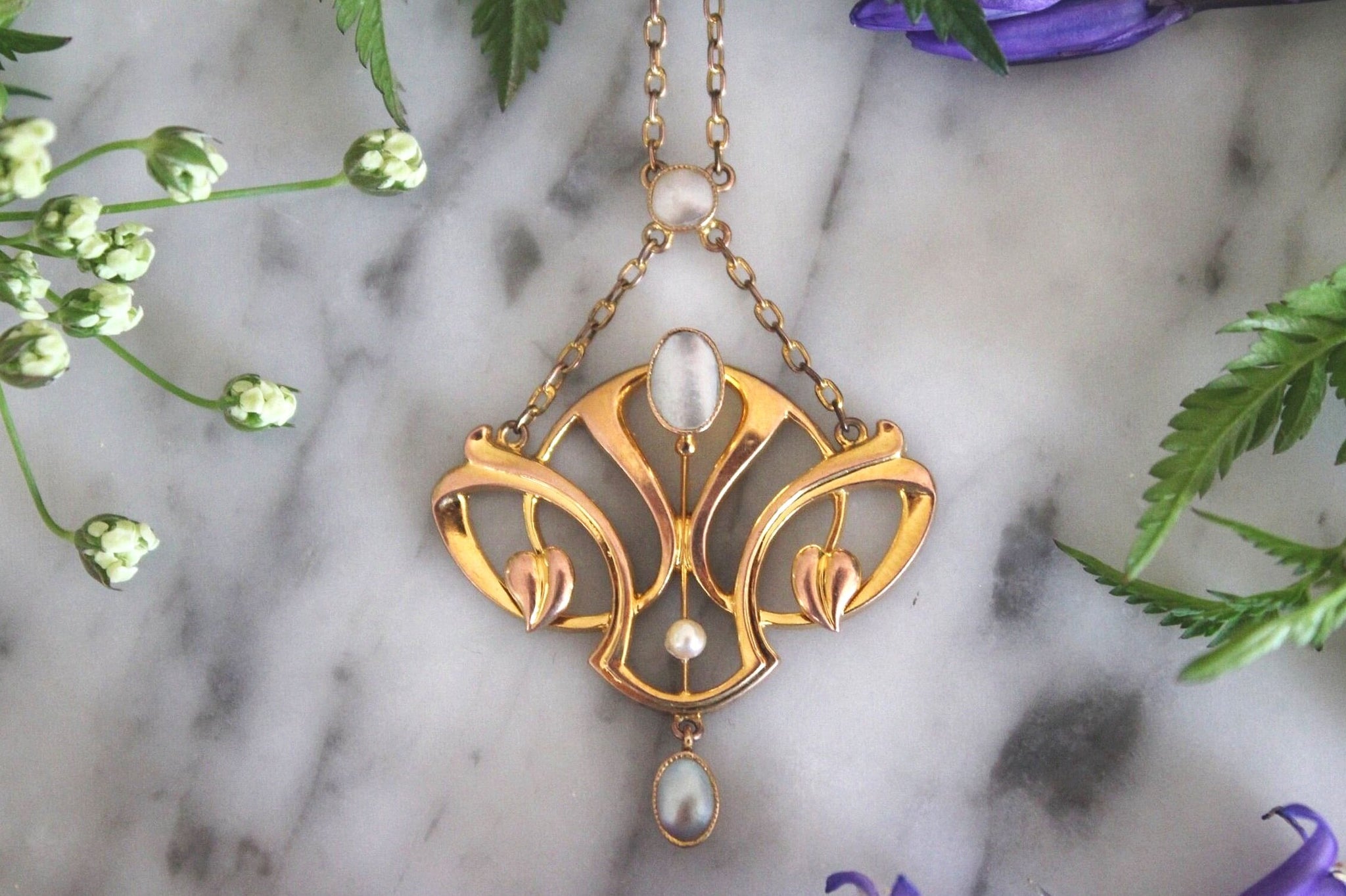 Art Nouveau Blister Pearl and Gold Necklace