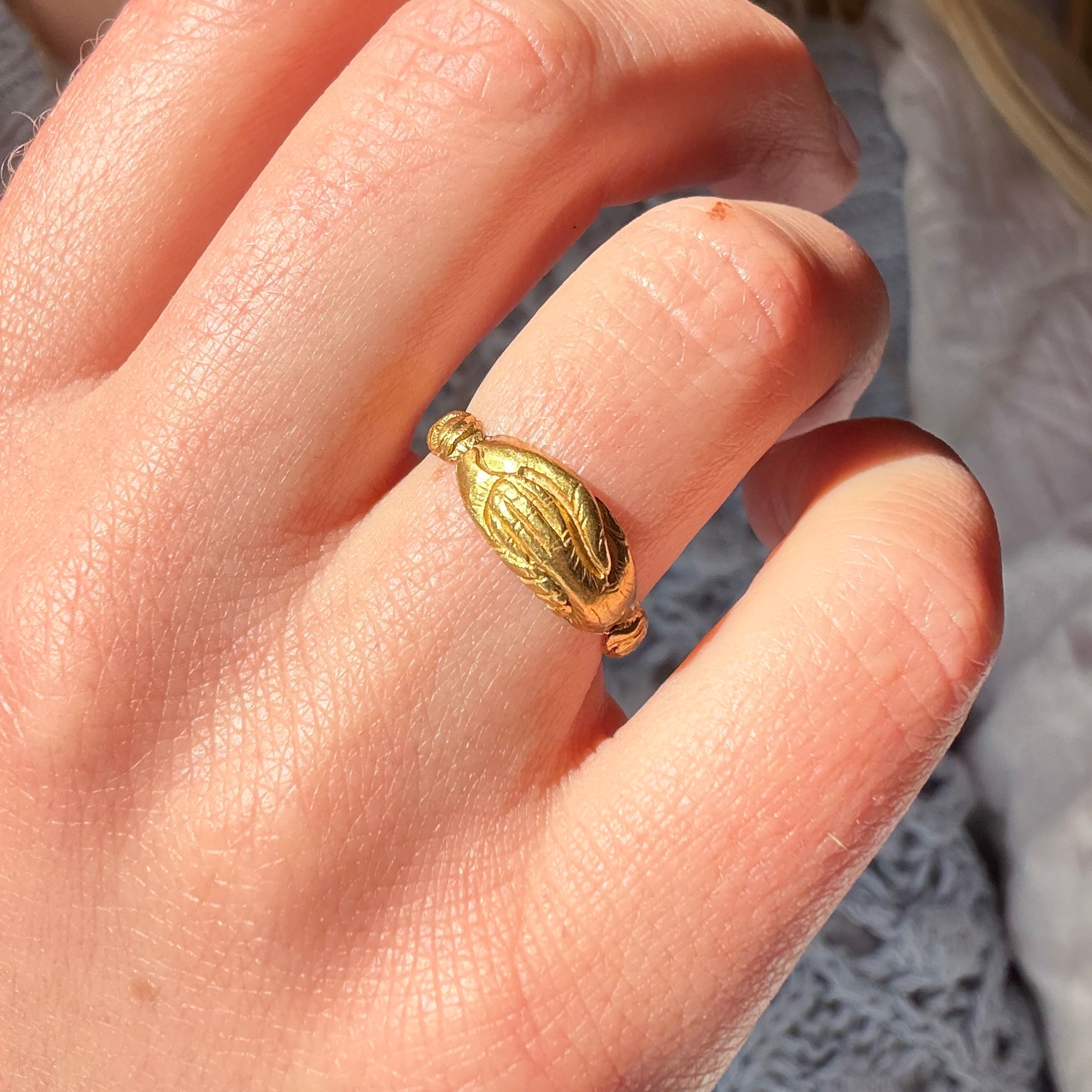 18th Century Gold Fedé Ring-Charlotte Sayers Antique Jewellery
