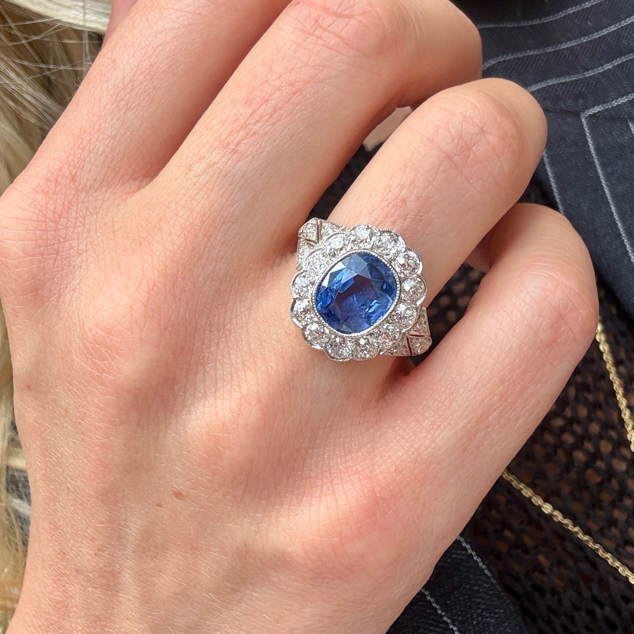 Ceylon Sapphire Cluster Ring-Charlotte Sayers Antique Jewellery