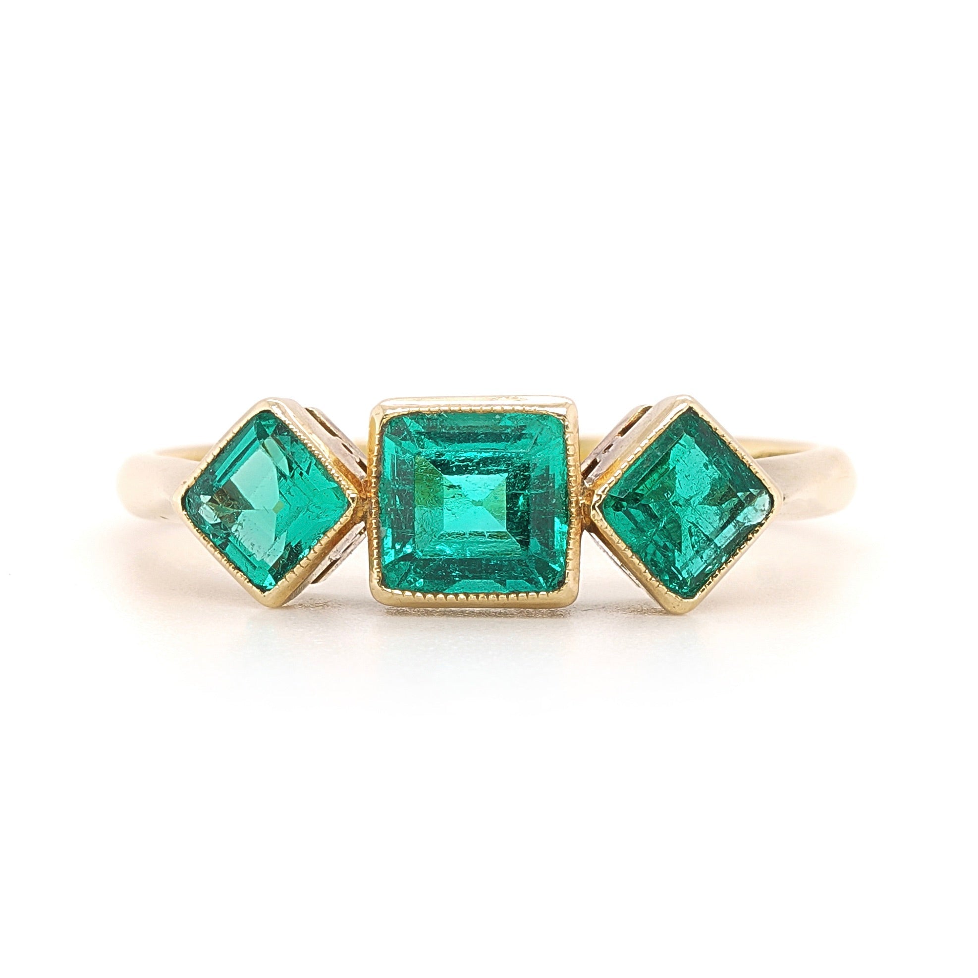 Victorian Emerald Ring-Charlotte Sayers Antique Jewellery